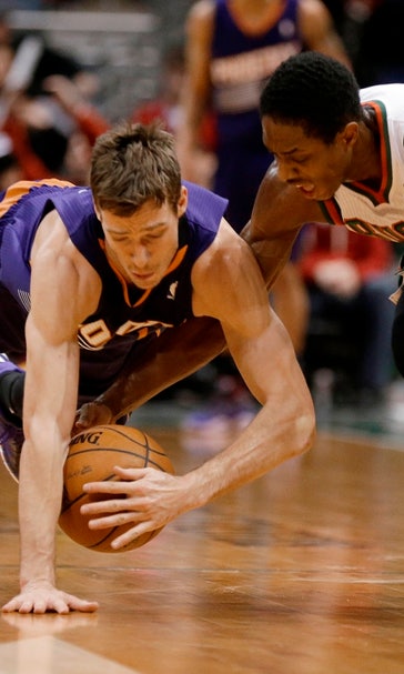 Dragic leads Suns past Bucks